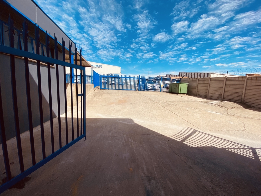 To Let commercial Property for Rent in Spartan Gauteng