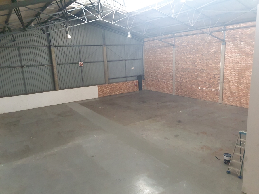 To Let commercial Property for Rent in Randjespark Gauteng