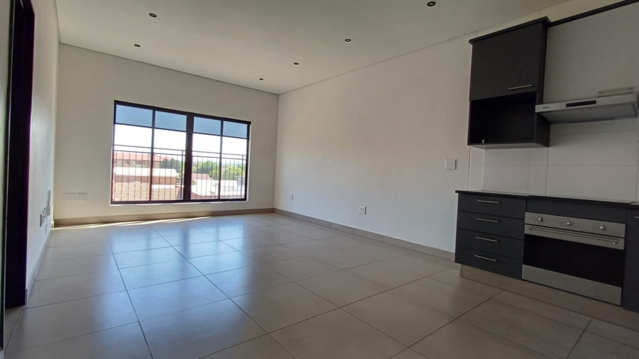 To Let 2 Bedroom Property for Rent in New Redruth Gauteng