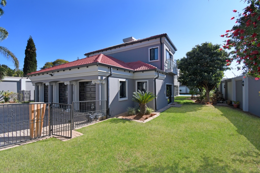 5 Bedroom Property for Sale in Bedfordview Gauteng