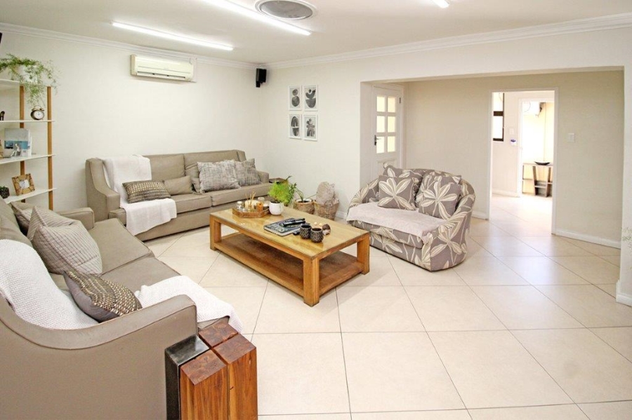 4 Bedroom Property for Sale in Dowerglen Ext 3 Gauteng