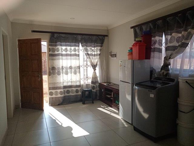 3 Bedroom Property for Sale in Daggafontein Gauteng