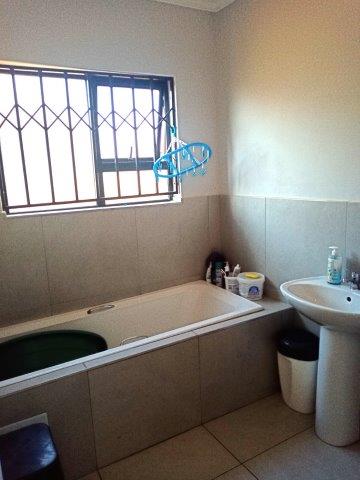 3 Bedroom Property for Sale in Daggafontein Gauteng