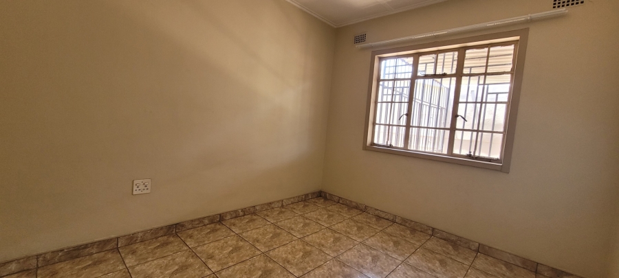 To Let 3 Bedroom Property for Rent in Vanderbijlpark CW 3 Gauteng