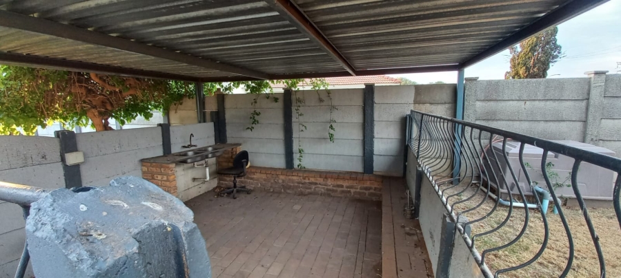 3 Bedroom Property for Sale in Dalpark Gauteng