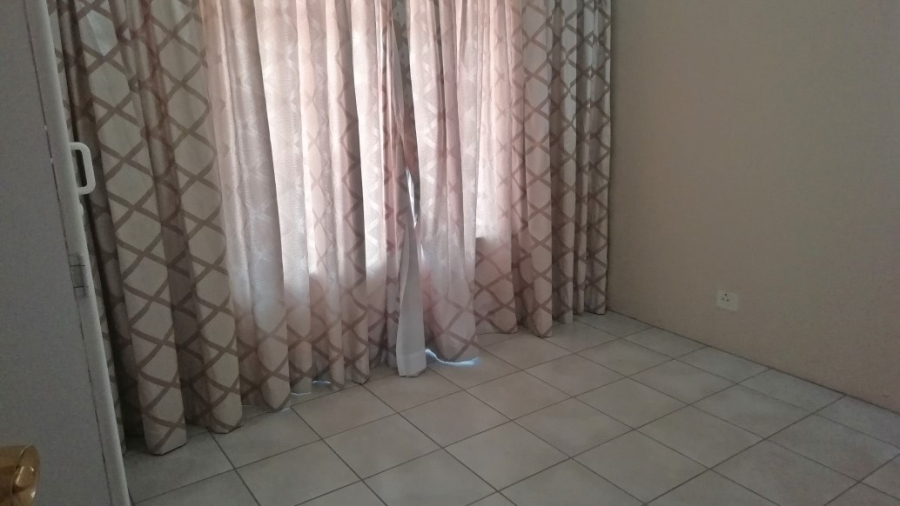 To Let 3 Bedroom Property for Rent in Montana Park Gauteng