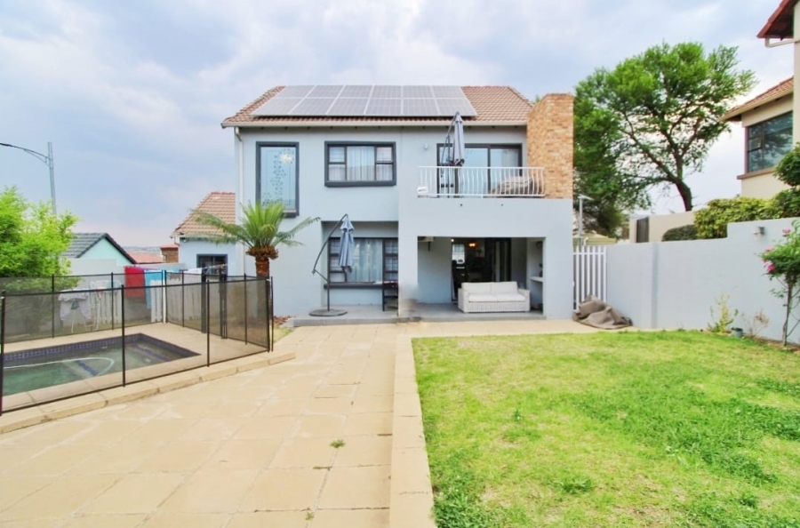 3 Bedroom Property for Sale in Kyalami Glen Estate Gauteng