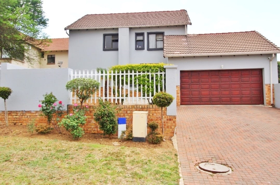 3 Bedroom Property for Sale in Kyalami Glen Estate Gauteng