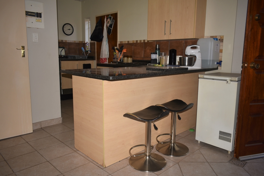 3 Bedroom Property for Sale in Garsfontein Gauteng