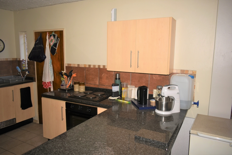 3 Bedroom Property for Sale in Garsfontein Gauteng