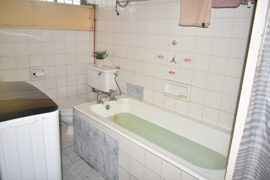 1 Bedroom Property for Sale in Sunnyside Gauteng