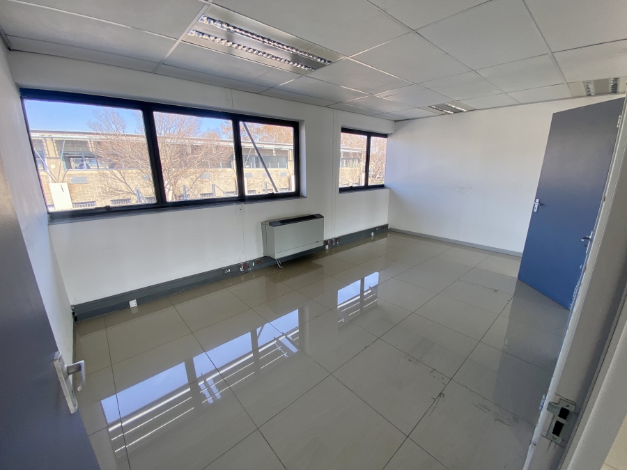 To Let commercial Property for Rent in Randjespark Gauteng