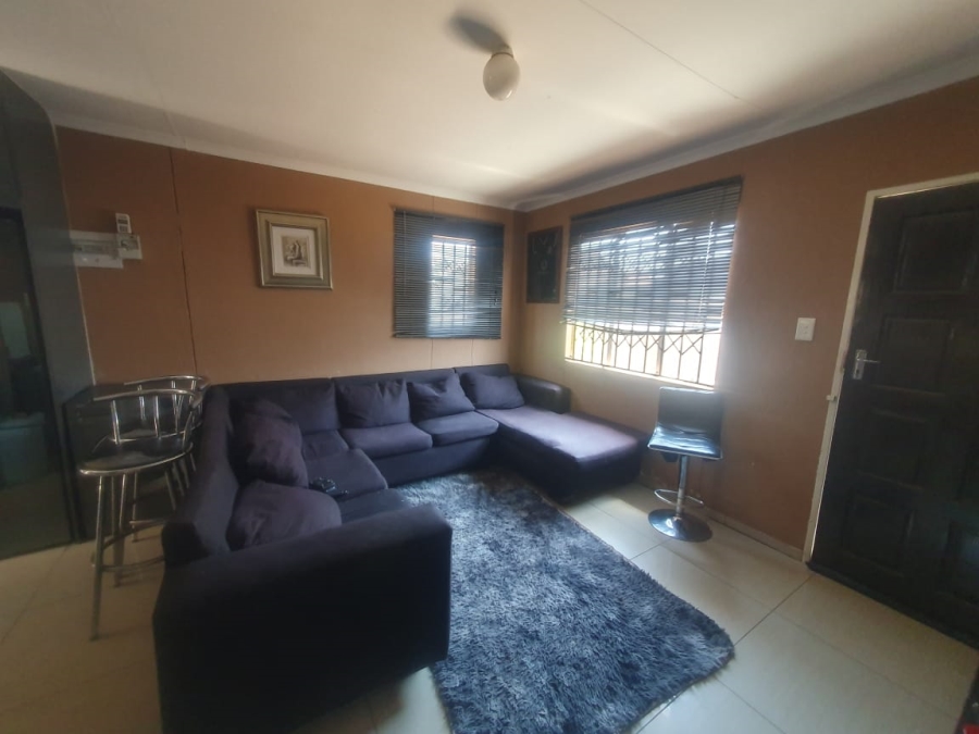 2 Bedroom Property for Sale in Savanna City Gauteng