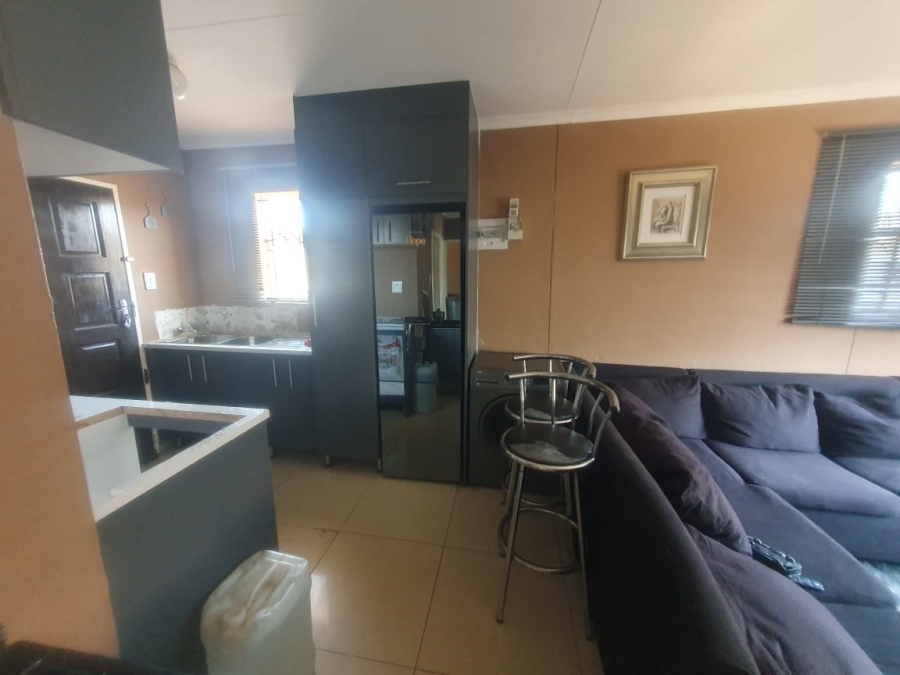 2 Bedroom Property for Sale in Savanna City Gauteng