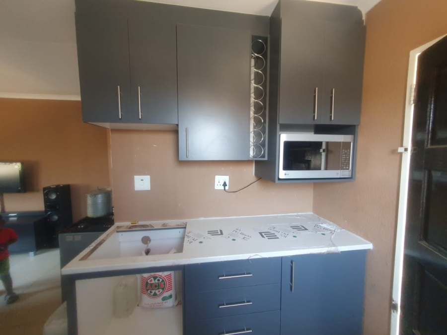 2 Bedroom Property for Sale in Savanna City Gauteng