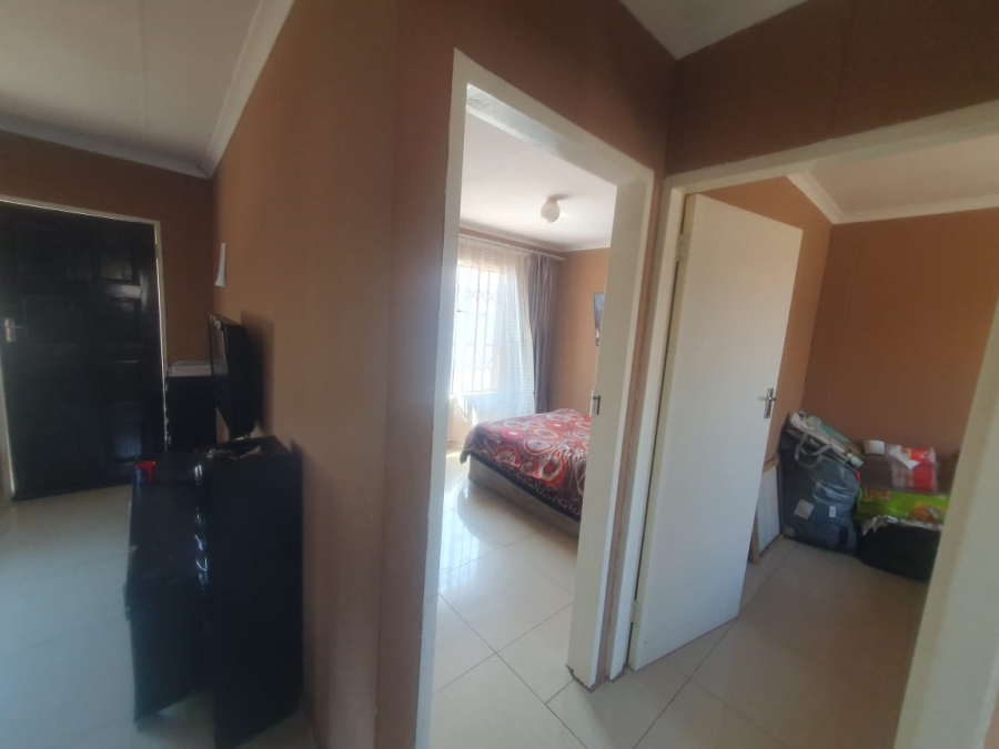 2 Bedroom Property for Sale in Savanna City Gauteng