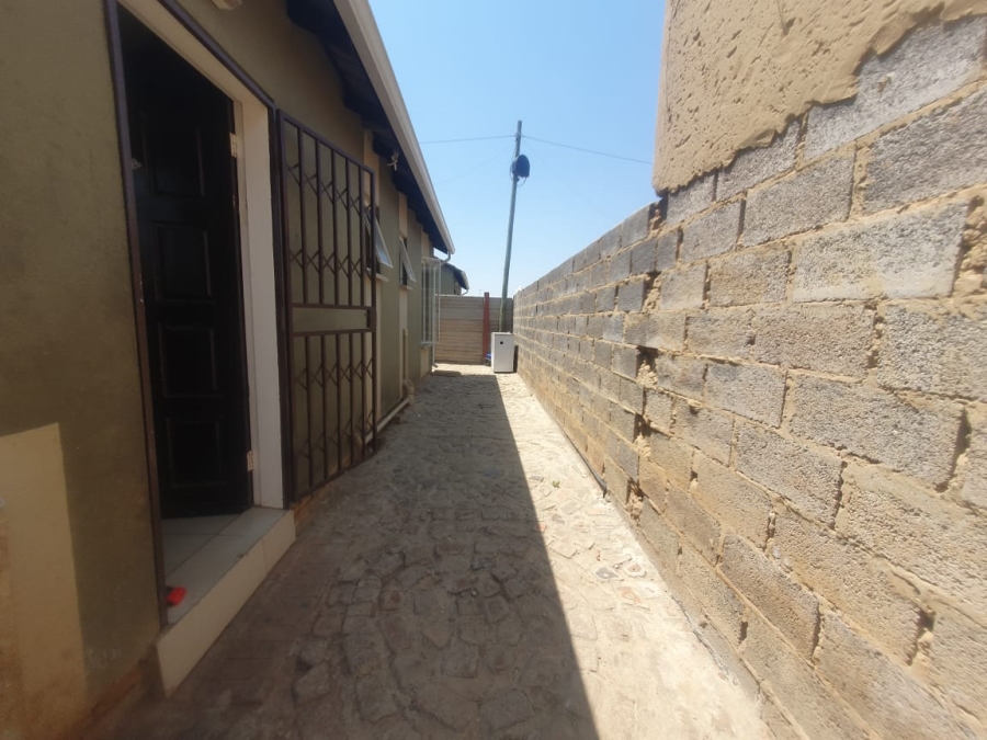 2 Bedroom Property for Sale in Savanna City Gauteng