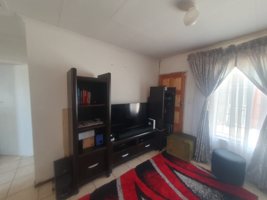 2 Bedroom Property for Sale in Savanna City Gauteng