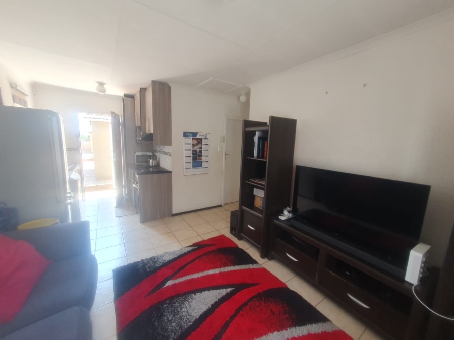 2 Bedroom Property for Sale in Savanna City Gauteng