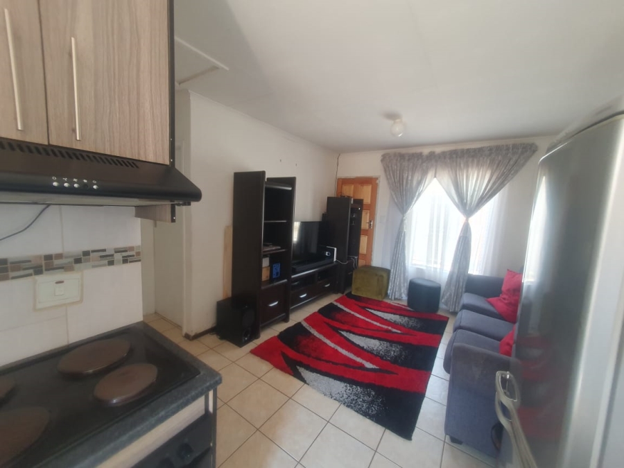 2 Bedroom Property for Sale in Savanna City Gauteng