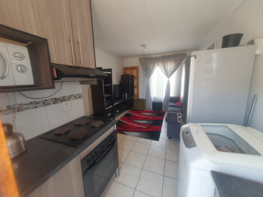 2 Bedroom Property for Sale in Savanna City Gauteng