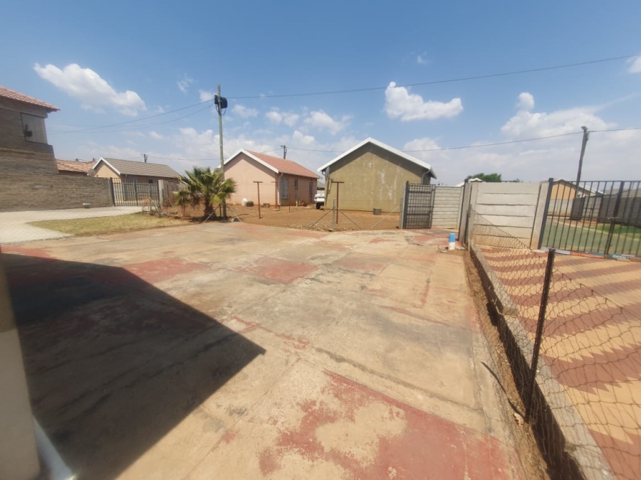 2 Bedroom Property for Sale in Savanna City Gauteng