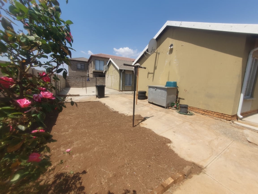 2 Bedroom Property for Sale in Savanna City Gauteng