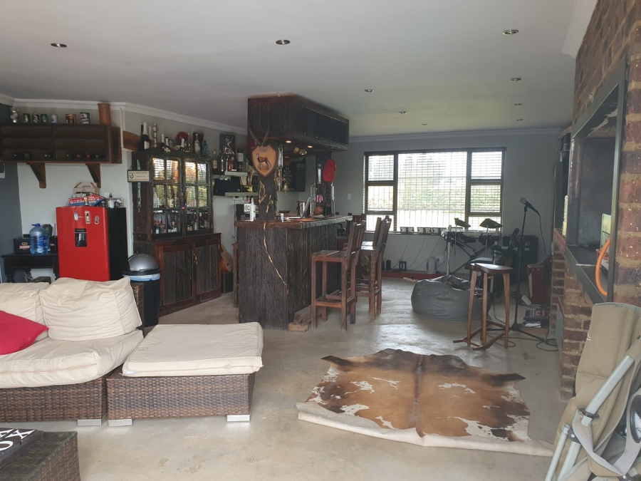 3 Bedroom Property for Sale in Buyscelia Gauteng