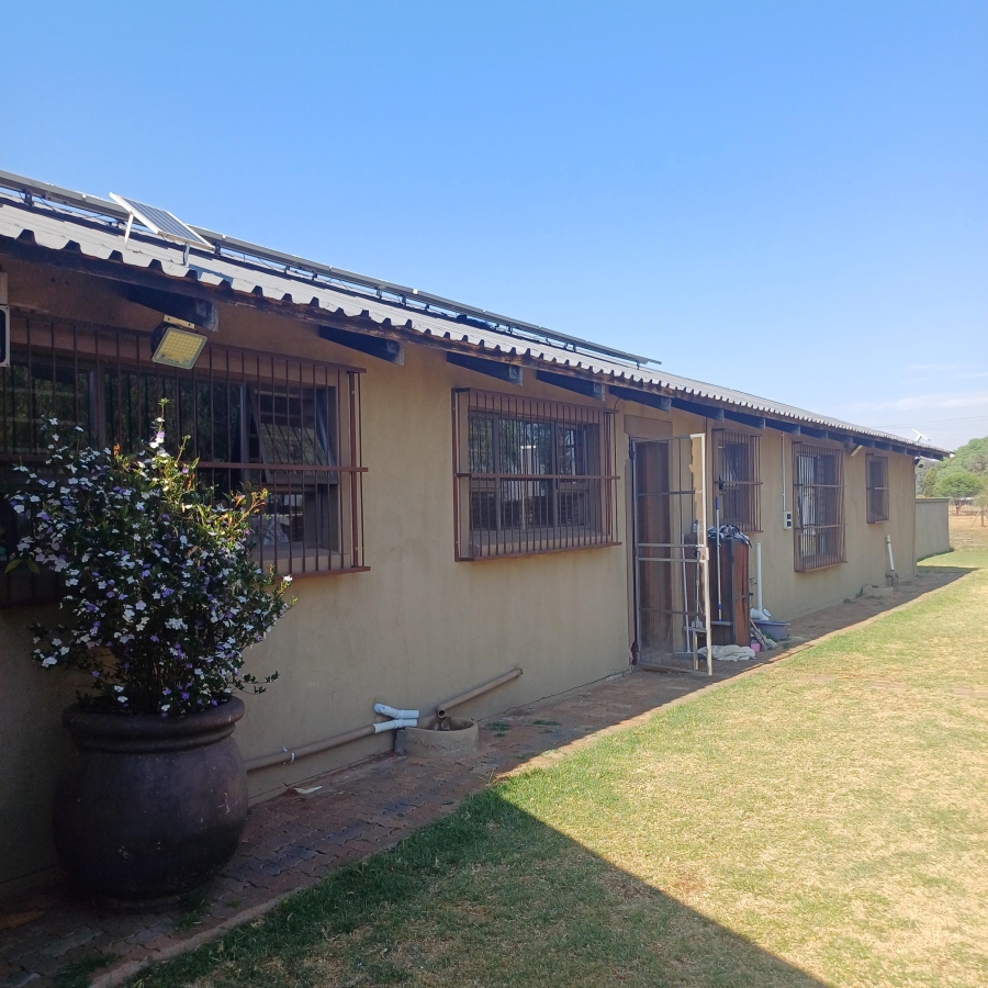 3 Bedroom Property for Sale in Buyscelia Gauteng