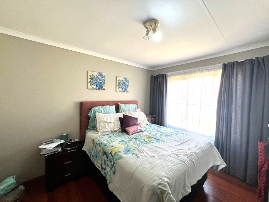 3 Bedroom Property for Sale in Liefde en Vrede Gauteng