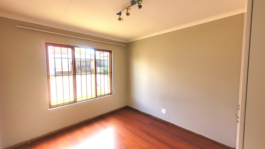 3 Bedroom Property for Sale in Liefde en Vrede Gauteng