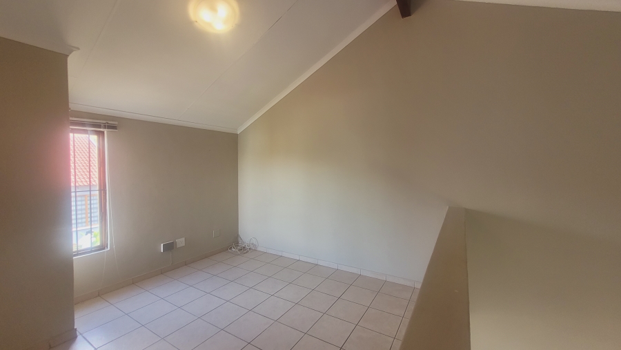 3 Bedroom Property for Sale in Liefde en Vrede Gauteng