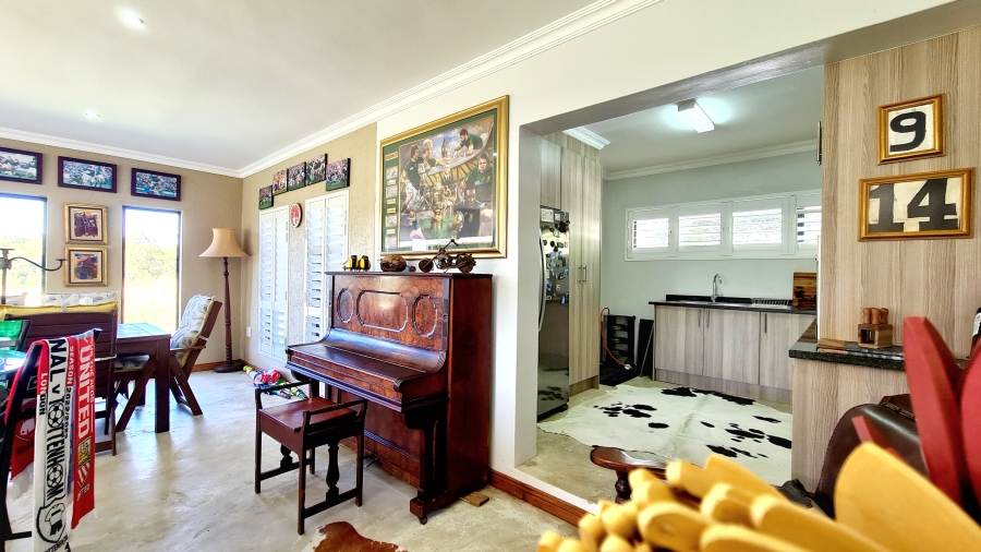 5 Bedroom Property for Sale in Leeuwfontein Gauteng