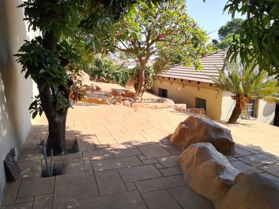 5 Bedroom Property for Sale in Proclamation Hill Gauteng