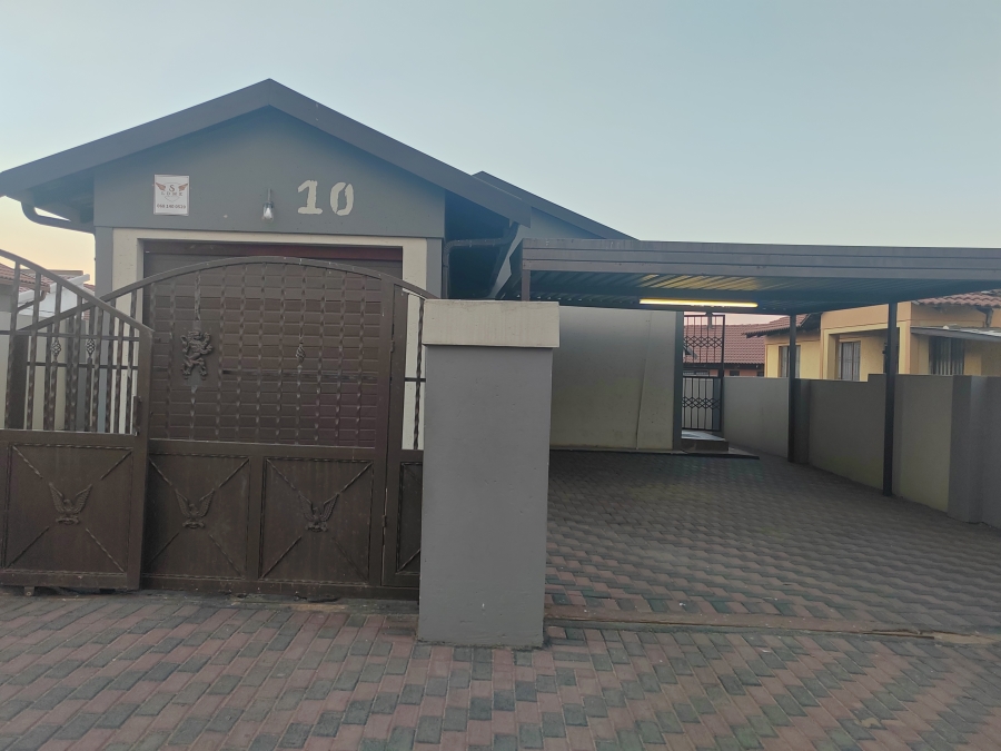 3 Bedroom Property for Sale in Leachville Ext 2 Gauteng