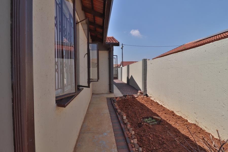 3 Bedroom Property for Sale in Leachville Ext 2 Gauteng