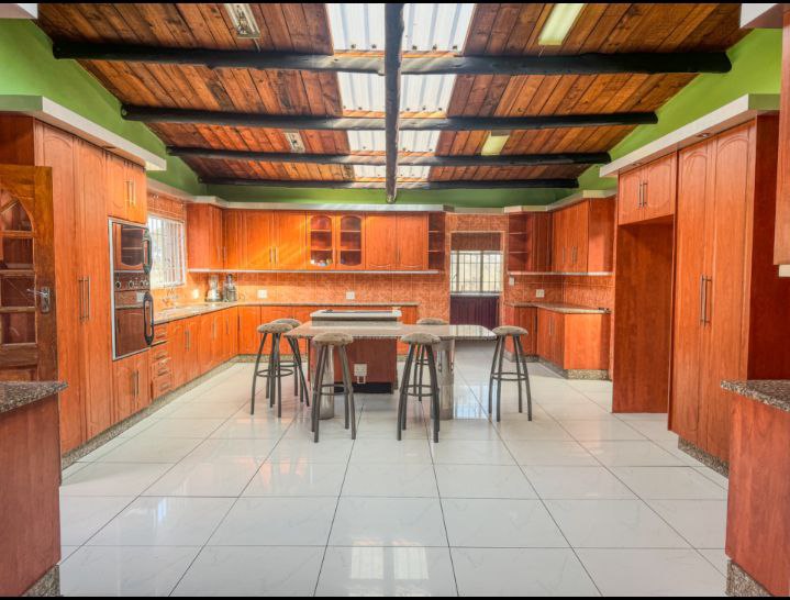 5 Bedroom Property for Sale in Meyerton South Gauteng