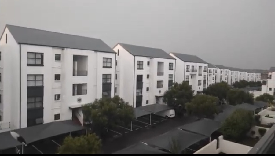 2 Bedroom Property for Sale in Greenstone Ridge Gauteng