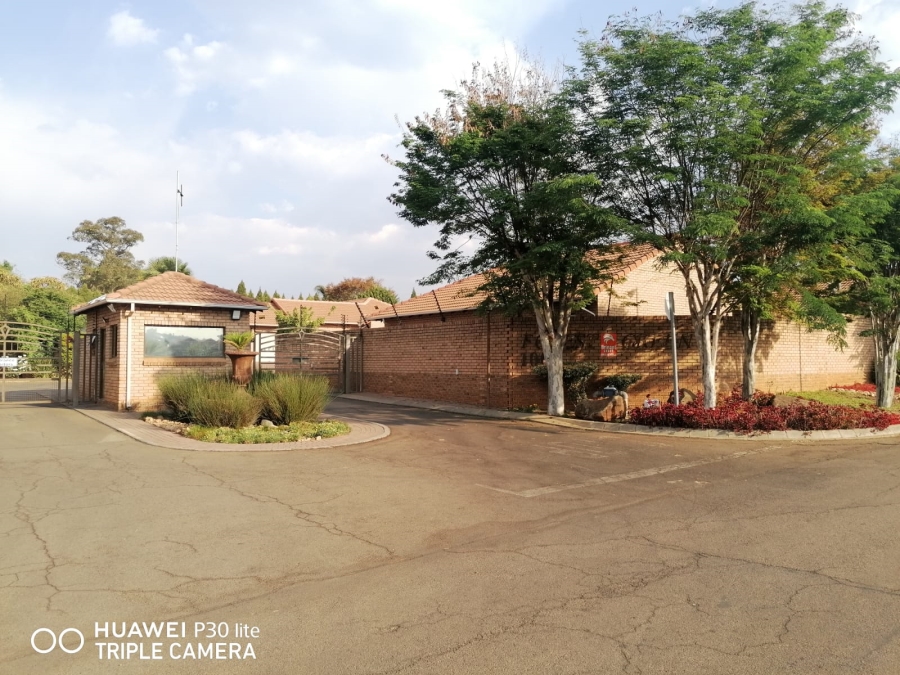 To Let 2 Bedroom Property for Rent in Willow Park Manor Gauteng