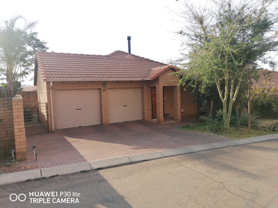 To Let 2 Bedroom Property for Rent in Willow Park Manor Gauteng