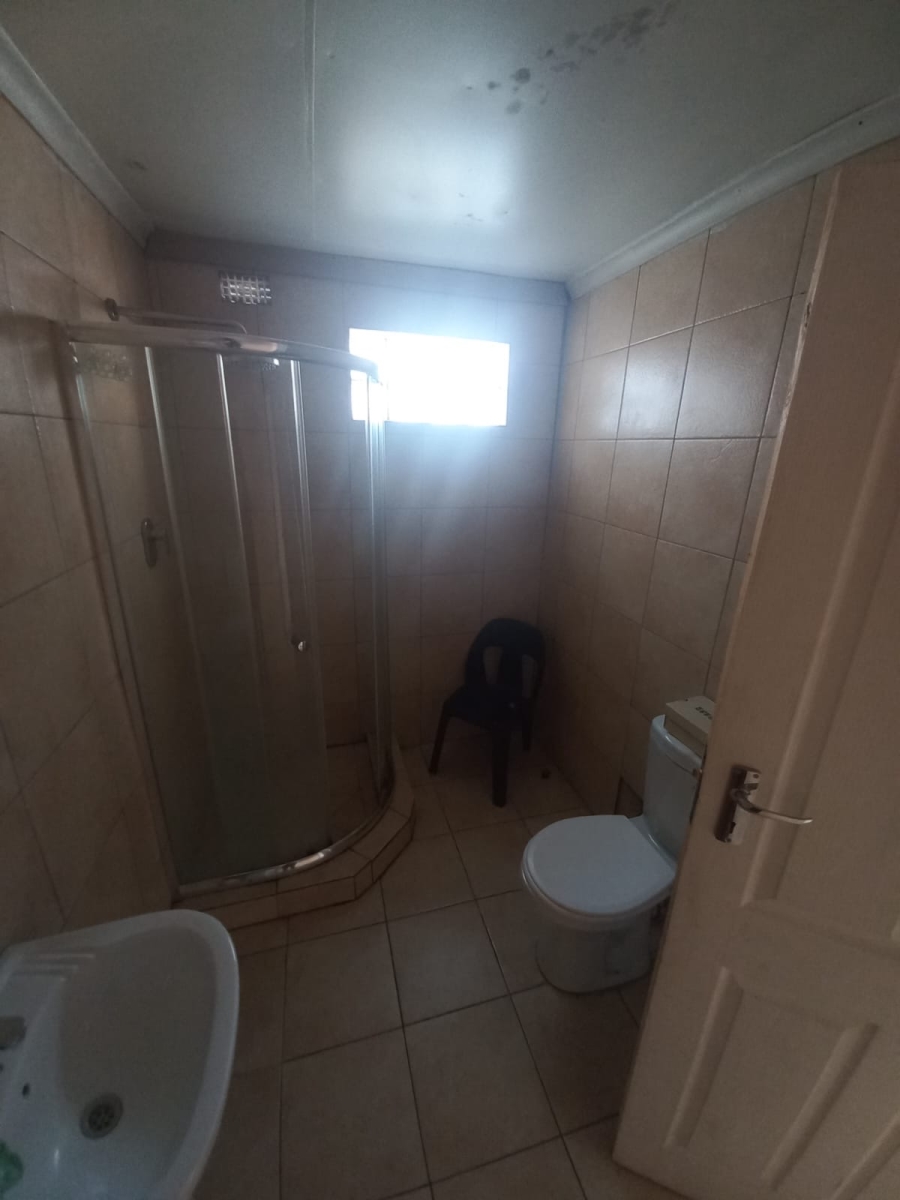 To Let 1 Bedroom Property for Rent in Sophiatown Gauteng