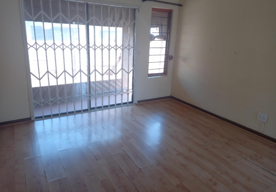 2 Bedroom Property for Sale in Liefde en Vrede Gauteng