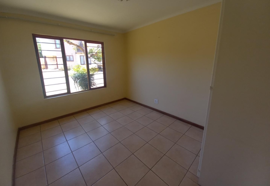 2 Bedroom Property for Sale in Liefde en Vrede Gauteng