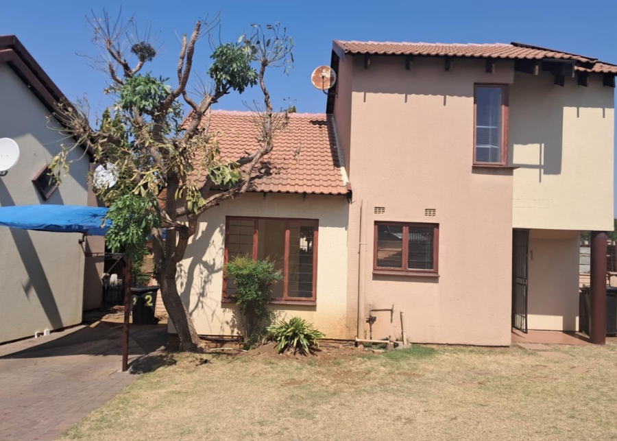 2 Bedroom Property for Sale in Liefde en Vrede Gauteng