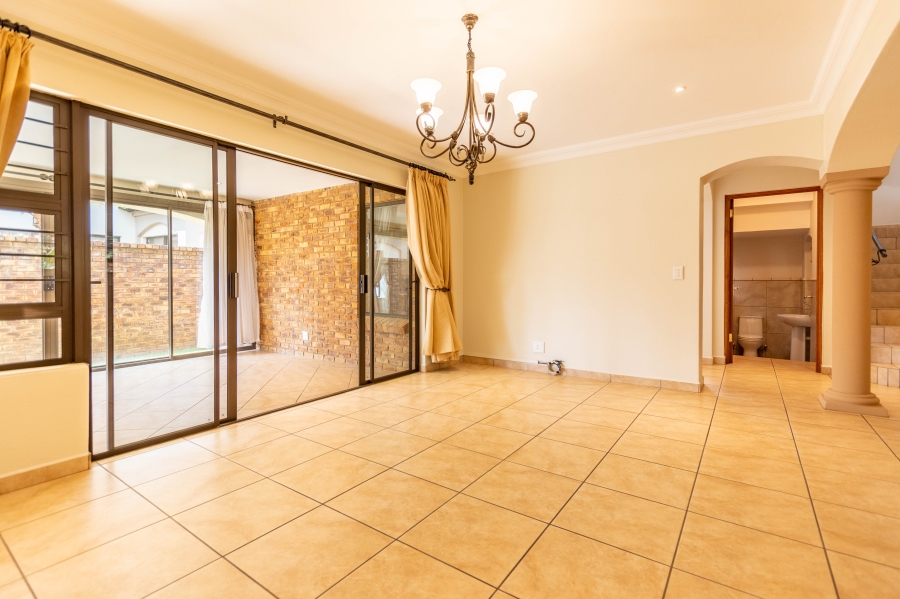 3 Bedroom Property for Sale in Beyers Park Gauteng