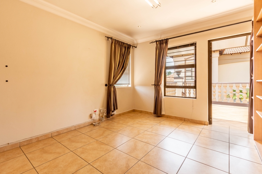 3 Bedroom Property for Sale in Beyers Park Gauteng