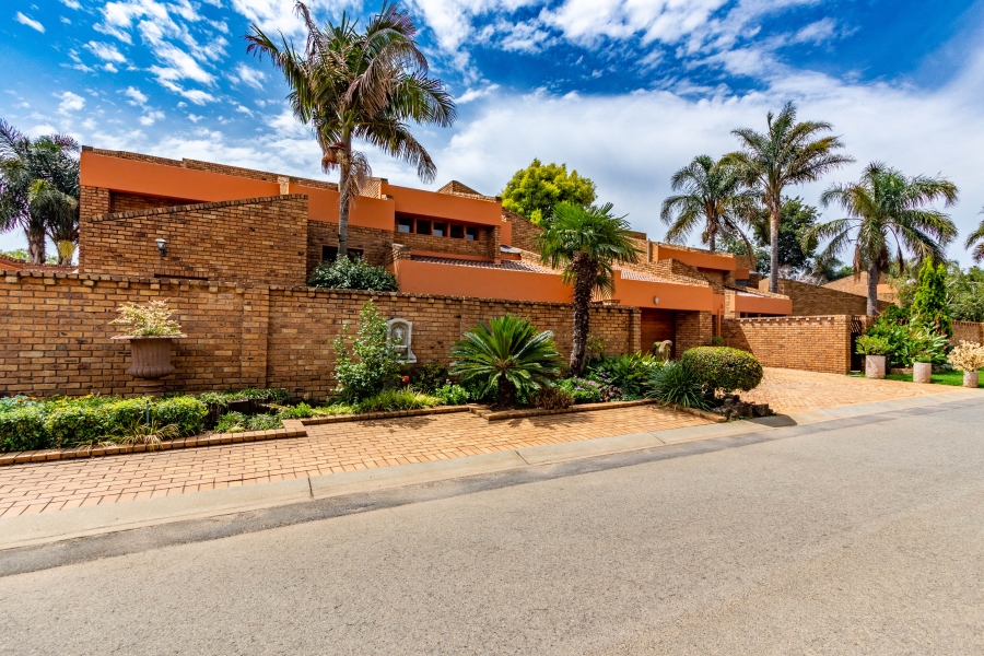 3 Bedroom Property for Sale in Lakefield Gauteng