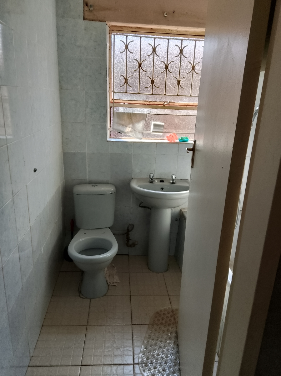 2 Bedroom Property for Sale in Pretoria West Gauteng