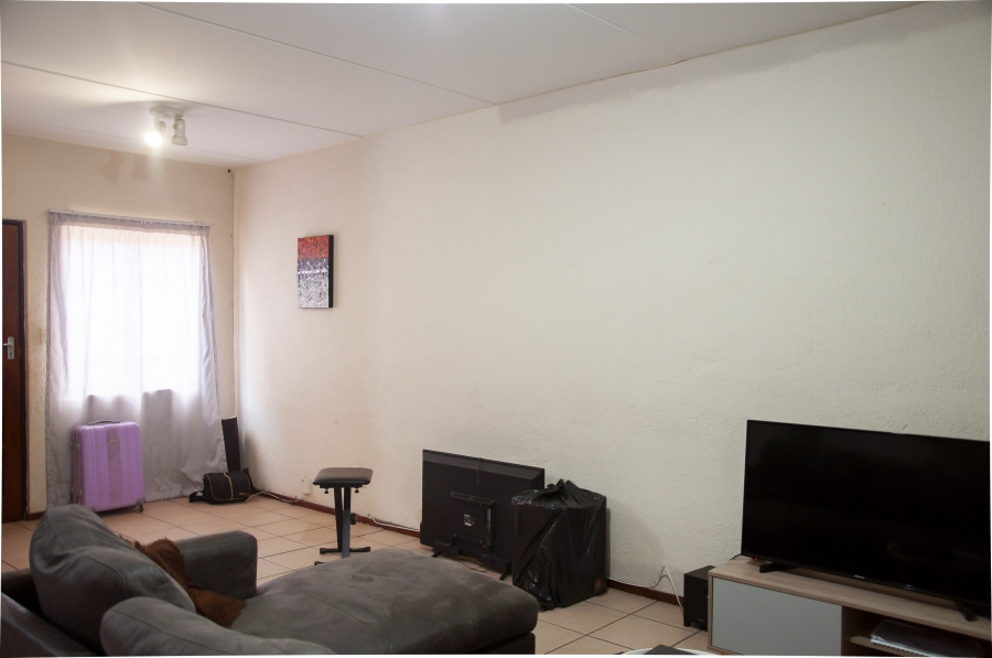 2 Bedroom Property for Sale in Halfway Gardens Gauteng