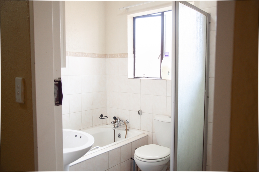 2 Bedroom Property for Sale in Halfway Gardens Gauteng